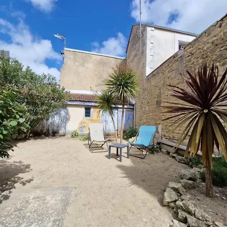 Maison Chatelaillon-plage, 3 Pieces, 4 Personnes - Fr-1-706-18