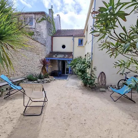 Maison Chatelaillon-plage, 3 Pieces, 4 Personnes - Fr-1-706-18 *